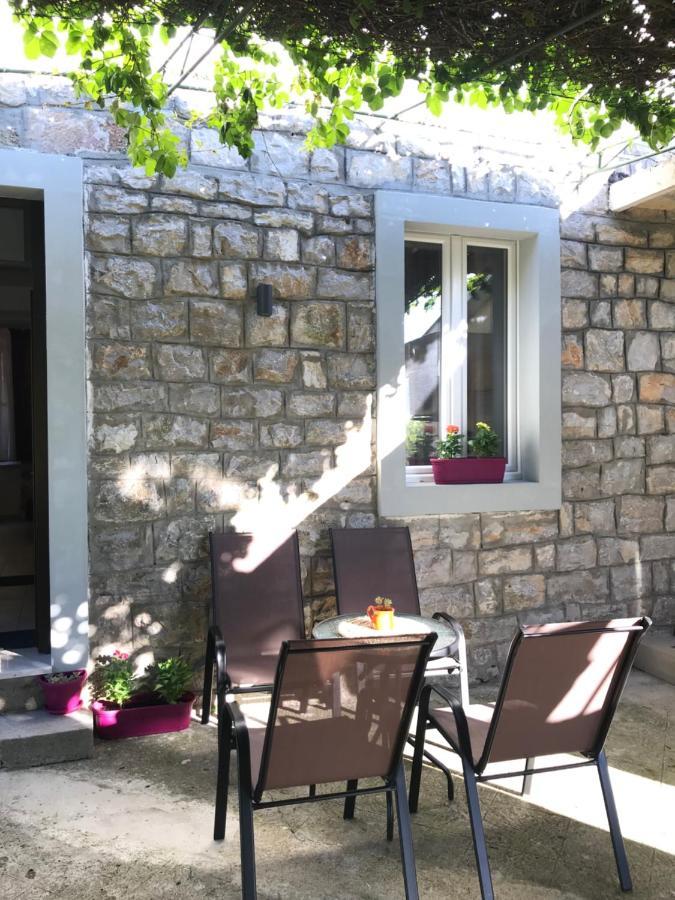 Daire Etno Village Mihailovic Iii