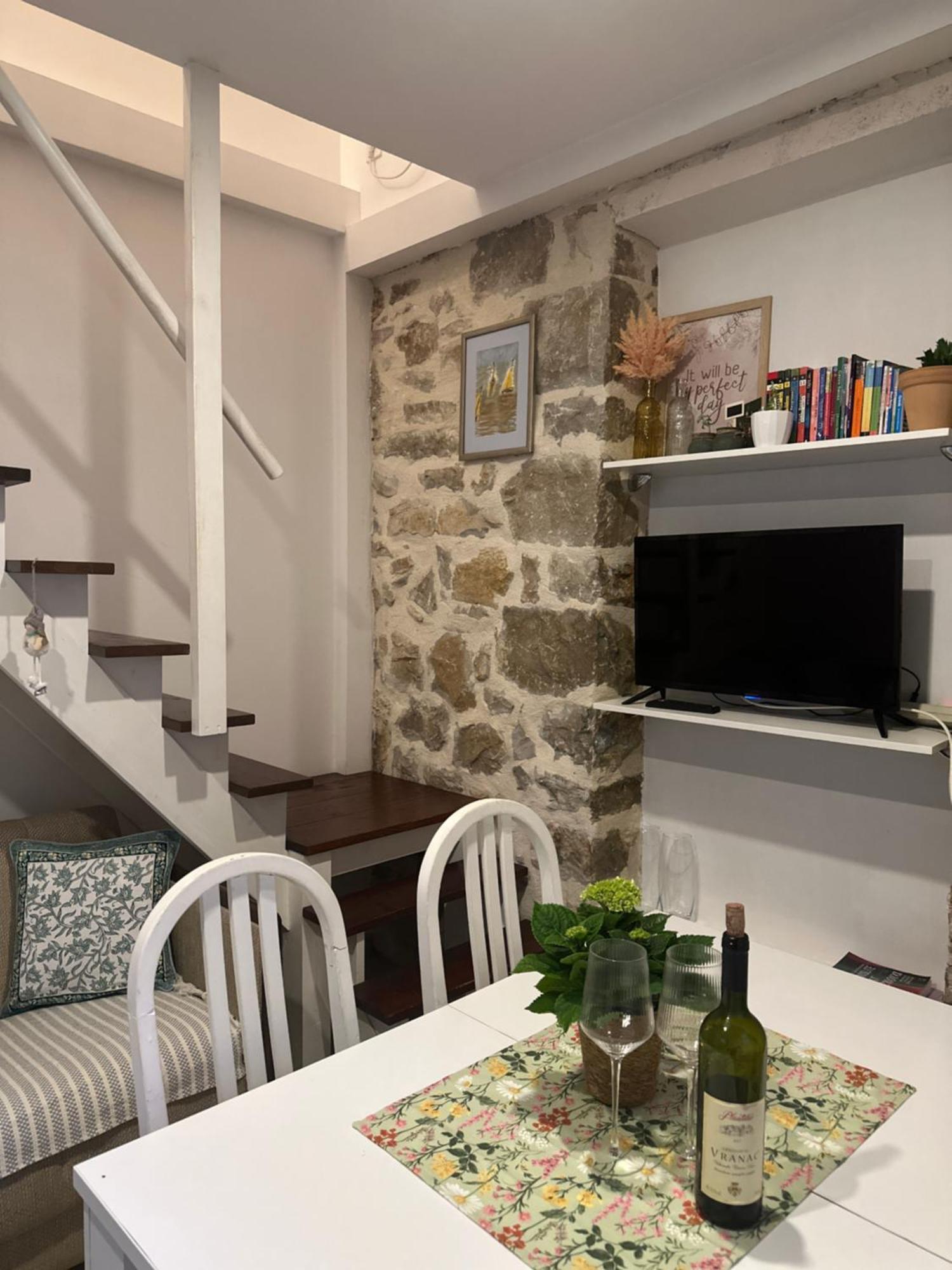 Daire Etno Village Mihailovic Iii